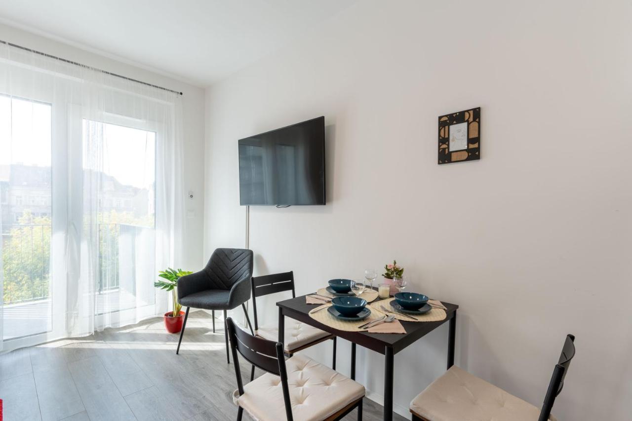 New Blue Danube Apartment With Balcony And Parking Budapeszt Zewnętrze zdjęcie