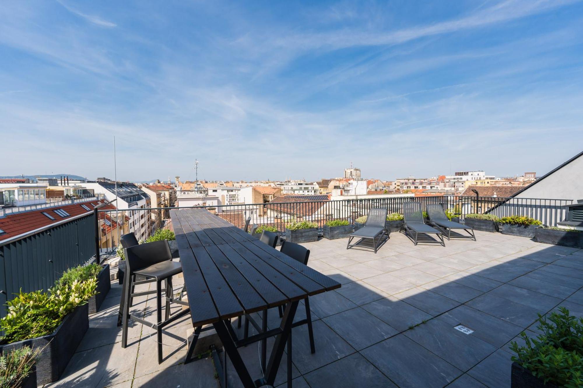 New Blue Danube Apartment With Balcony And Parking Budapeszt Zewnętrze zdjęcie